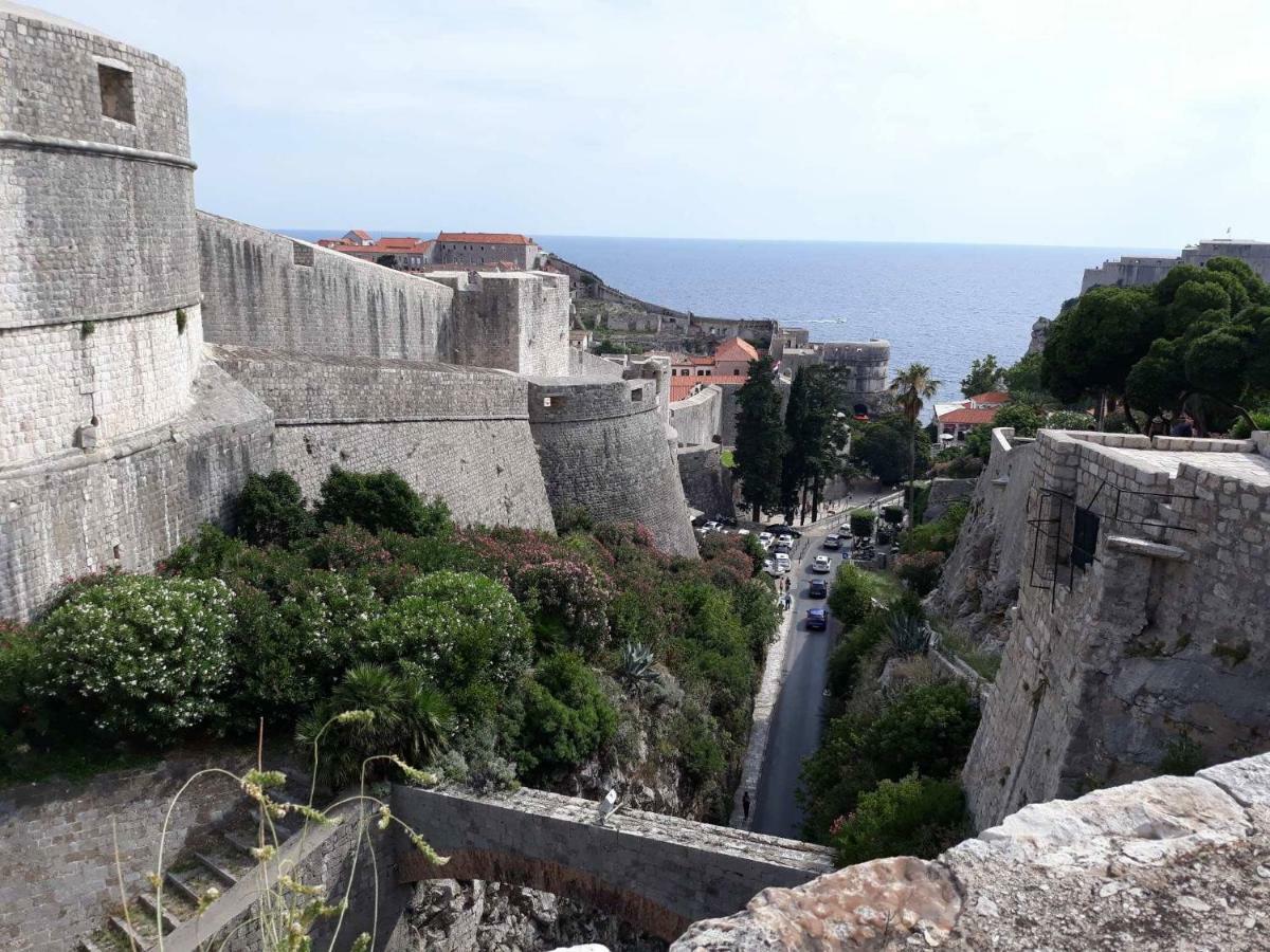 Few Steps From The Old Town Διαμέρισμα Ντουμπρόβνικ Εξωτερικό φωτογραφία